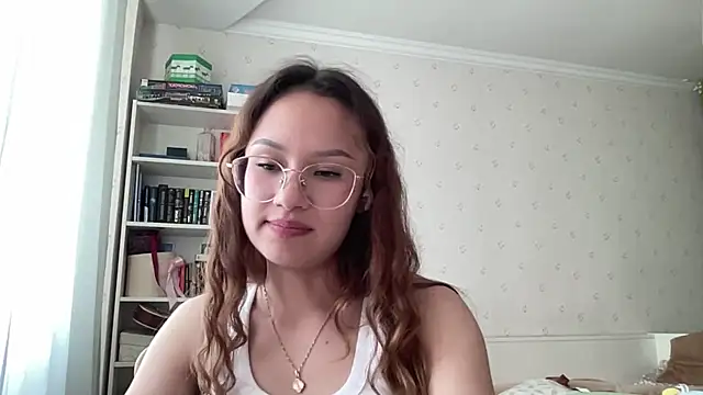 JoyceMonroe_1 live cam on StripChat