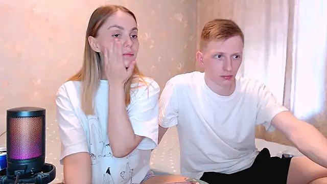 juliaanddima webcam