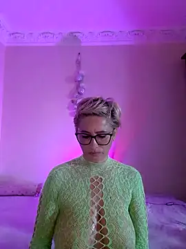 LunaBlaise webcam