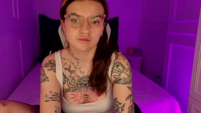 sashaglow_ webcam