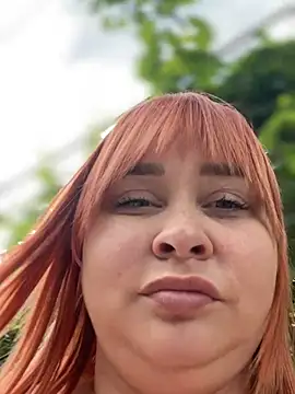 LadyDreams11 webcam