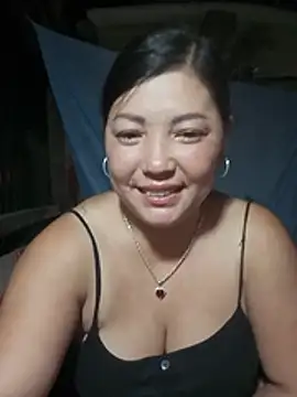 sary-hot2x webcam