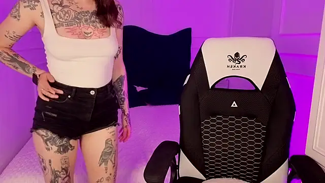 sashaglow_ webcam