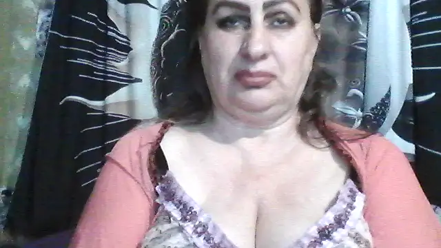 LoaqLovew webcam