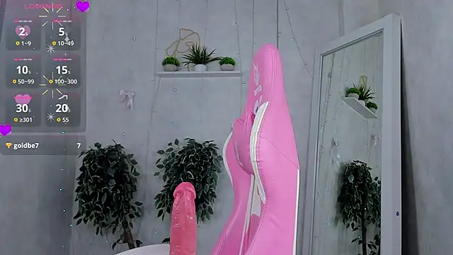Virginia_Robinson webcam