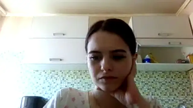 KikiAmino webcam