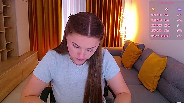 mia_bloomy webcam