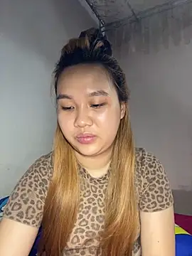 Almira6868 webcam