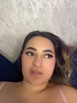 Antonella_Julieta webcam