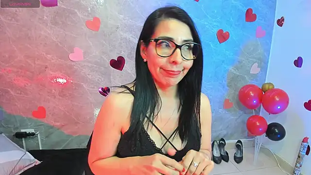 adellelennoxx webcam