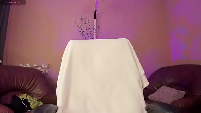 KaylaLaine webcam