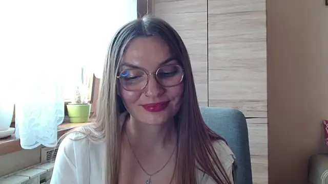 LooveELLYx webcam