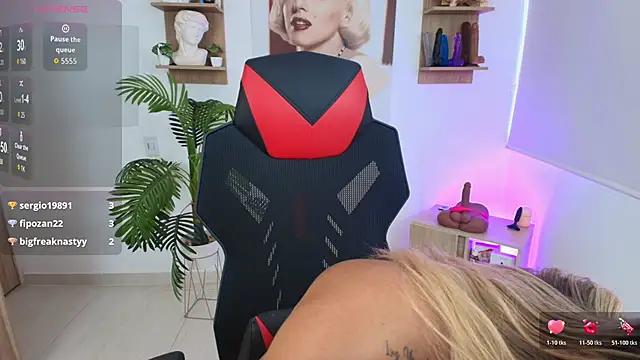 SALOOMEE__ webcam