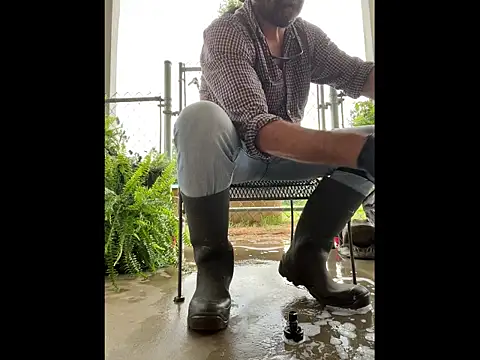 BootsAndCountry webcam