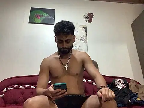 Nooneisthis webcam