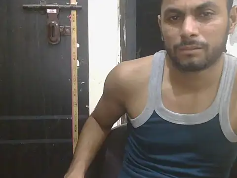 Stubborndesiboy webcam