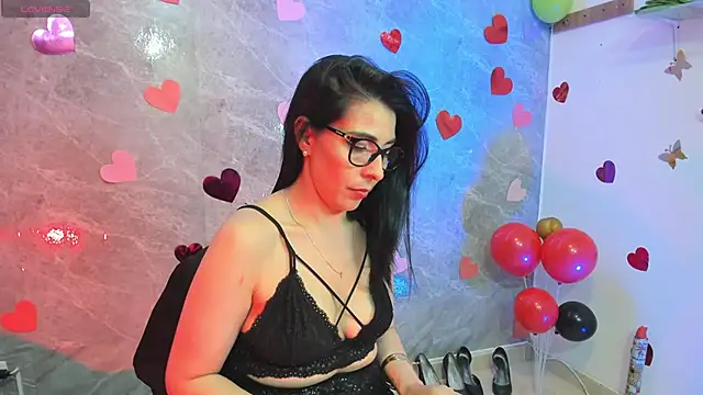 adellelennoxx webcam