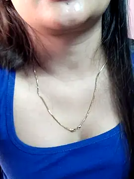 Wild-janvi webcam