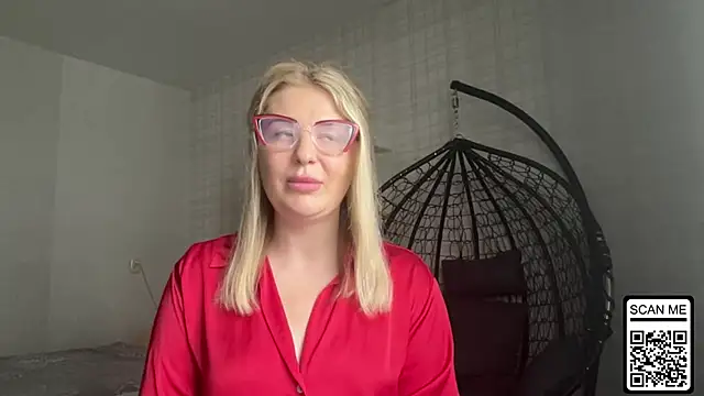 Blondie_xoxoxo webcam