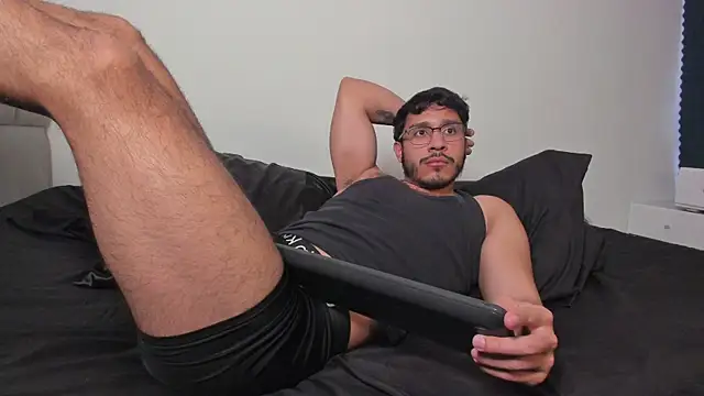 alphaandmuse webcam