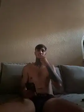 JovenTatto00 webcam