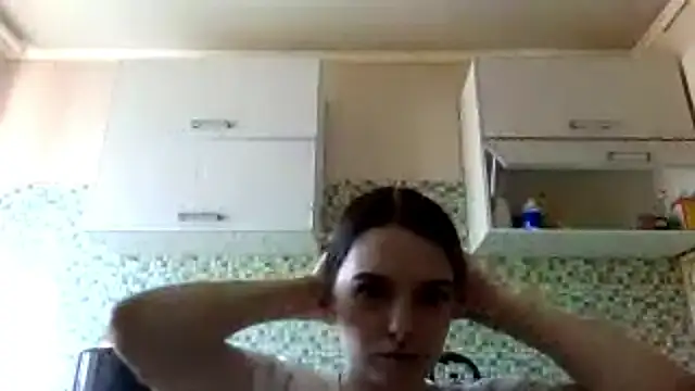 KikiAmino webcam