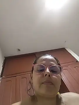 Bella_Morena27 webcam