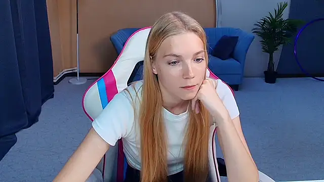 lightshynes webcam