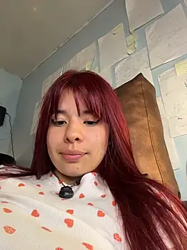 Canneela live cam on StripChat