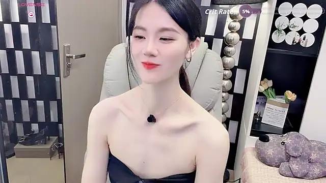 Yueyue-MM live cam