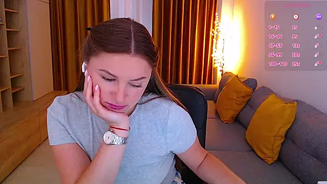 mia_bloomy webcam