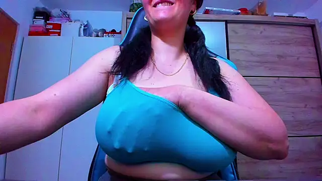 geniferswet webcam