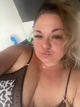 MikyVesela webcam