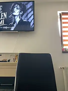 NadiraNoor webcam