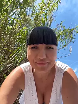 MysticCleo webcam