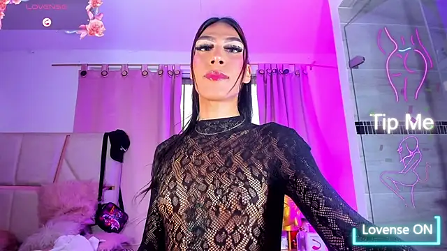 goddess_dirty_hotts live cam on StripChat