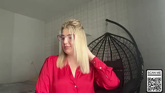 Blondie_xoxoxo webcam