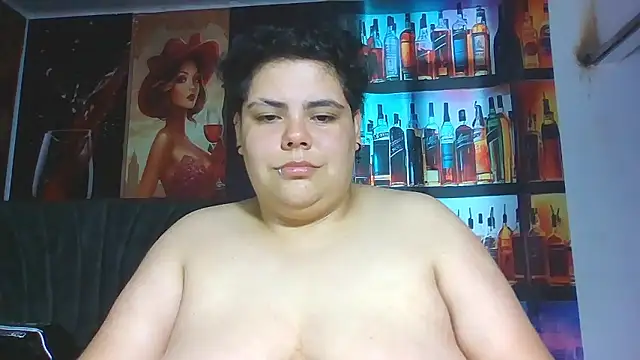 Hailey_Curvy live cam