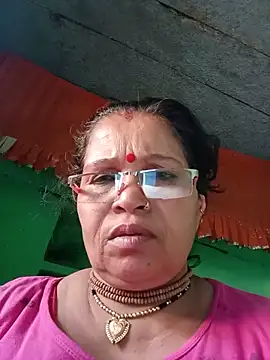Manavi_x webcam