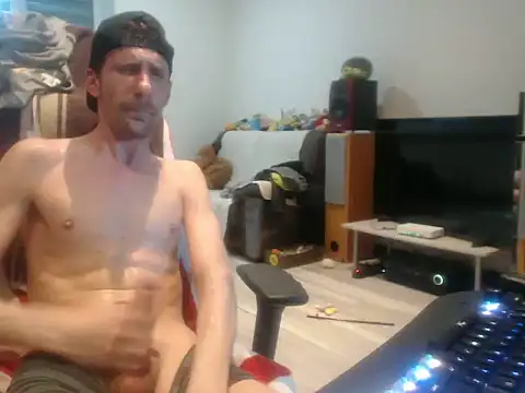 LoyalDoggie live cam on StripChat
