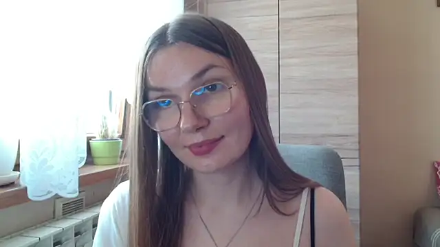 LooveELLYx webcam