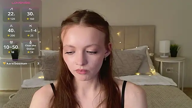 SallyPinkman webcam