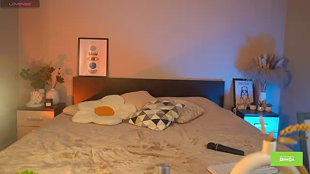 Emmiellee webcam