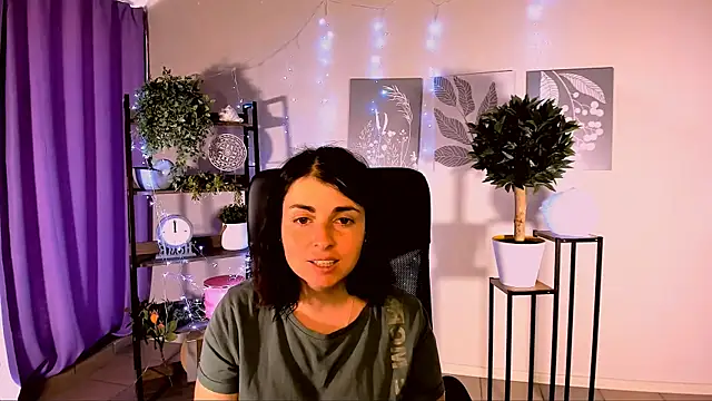 MartaEdams webcam