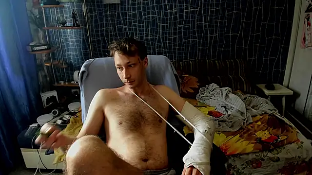 CuteBoy228 live cam on StripChat