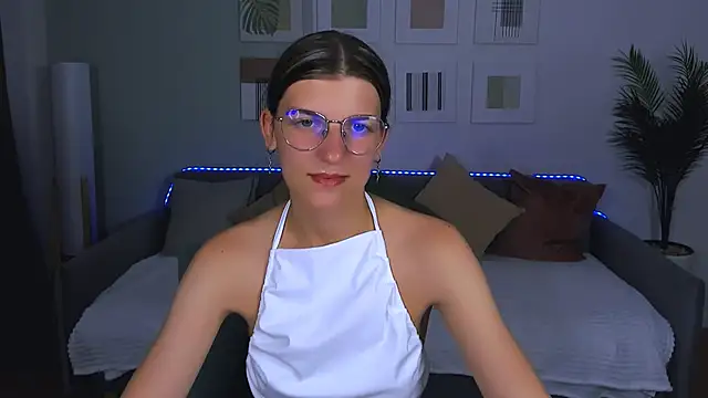 AnnaThorne webcam