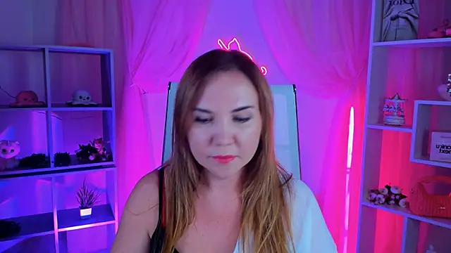 AylaTallow webcam