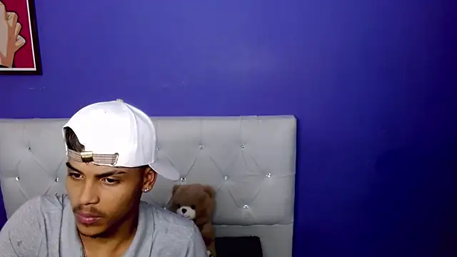 Angel_foxc13 webcam