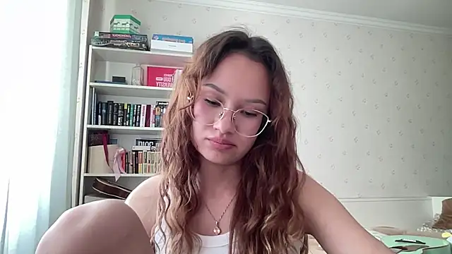 JoyceMonroe_1 webcam