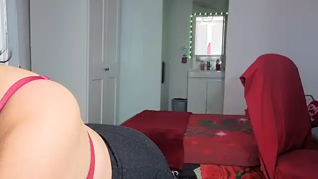 HotSpicyGujju webcam
